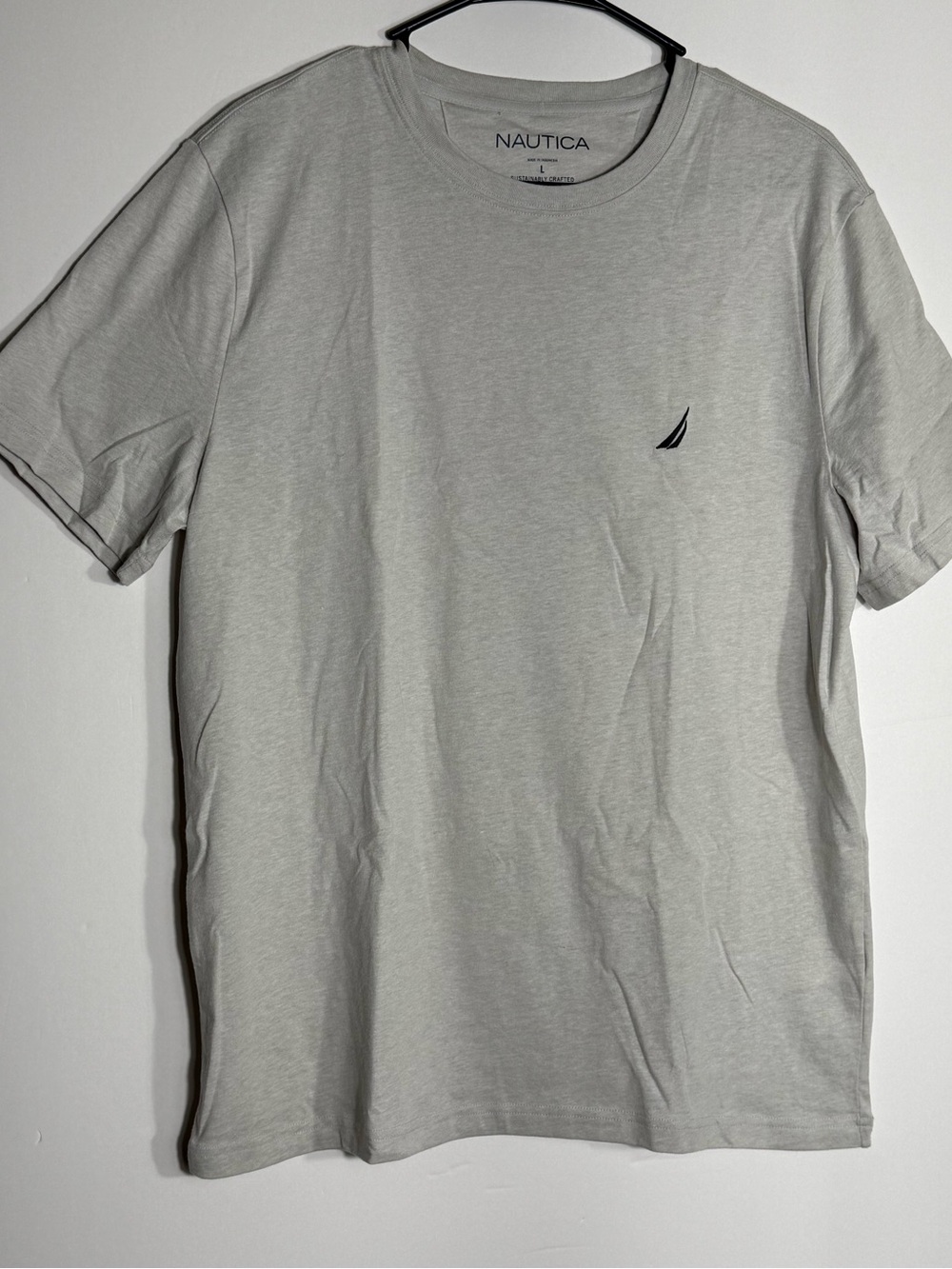 Nautica Men’s Crewneck Tee in Light Gray with Navy Logo